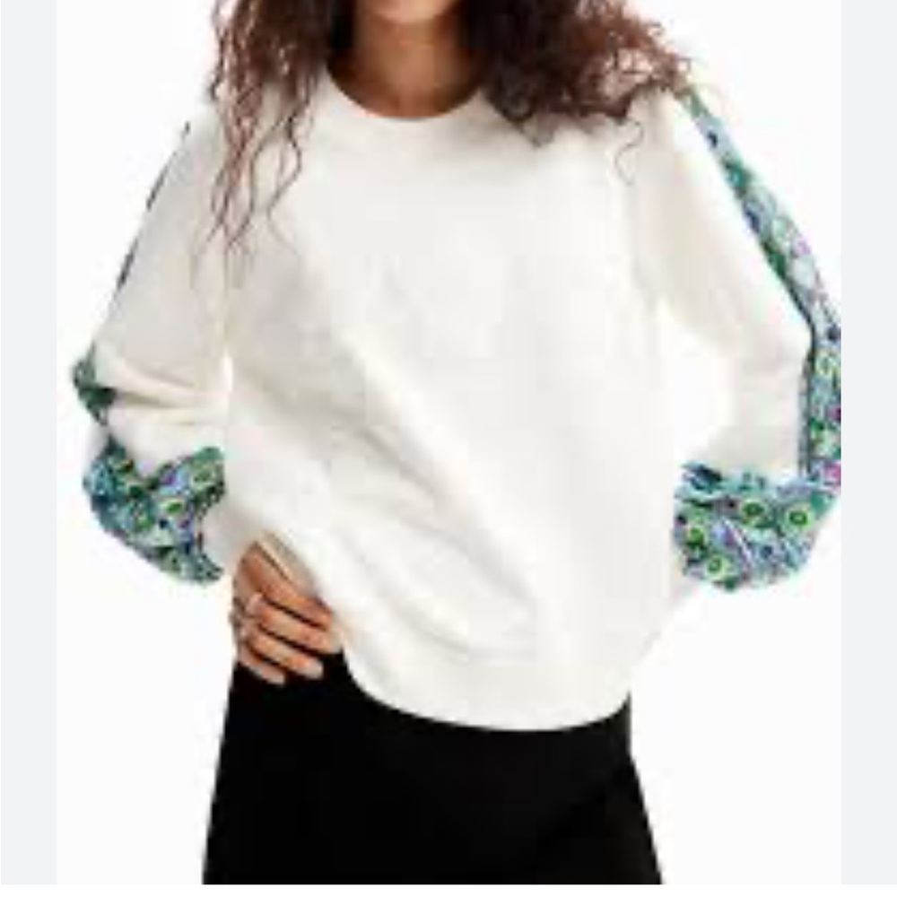 Desigual White pat sweater Round Neck Sweatshirt balloon embroidered sleeve